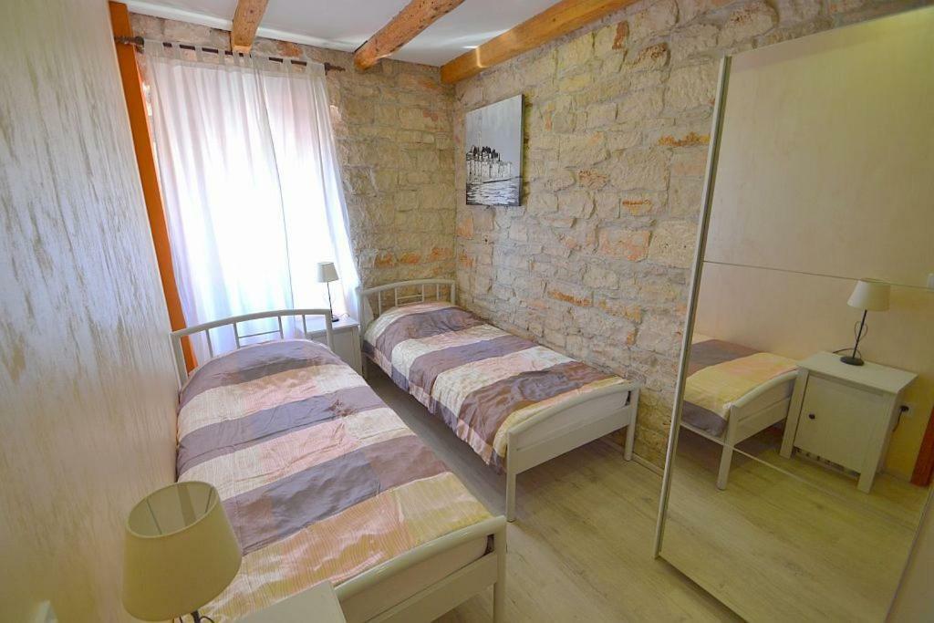 Villa Giardin Novigrad  Bagian luar foto