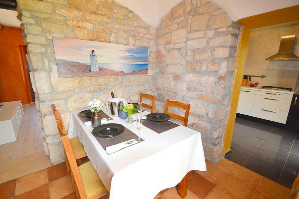 Villa Giardin Novigrad  Bagian luar foto