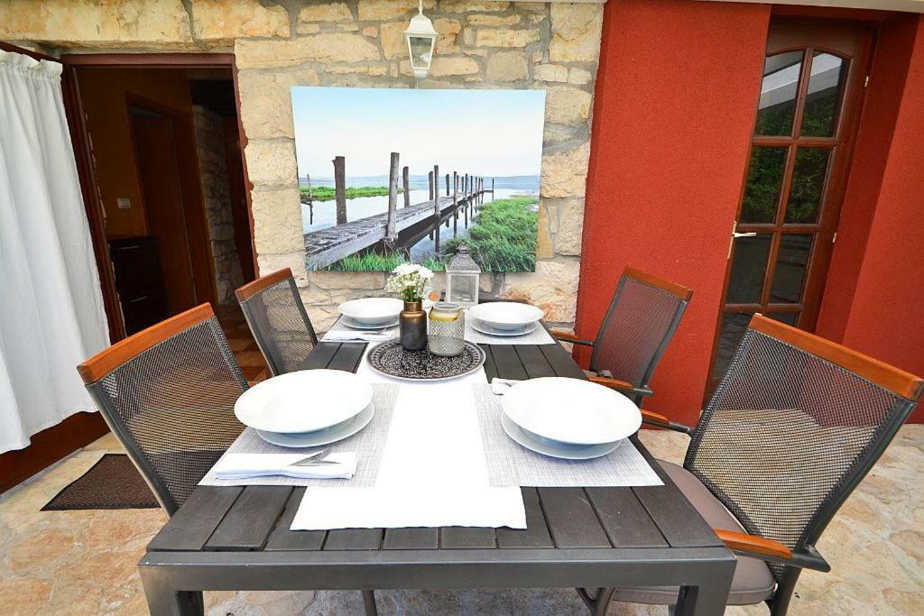 Villa Giardin Novigrad  Bagian luar foto